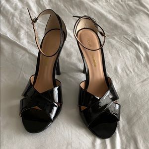 Pour La Victoire black patent heels sz 8 US